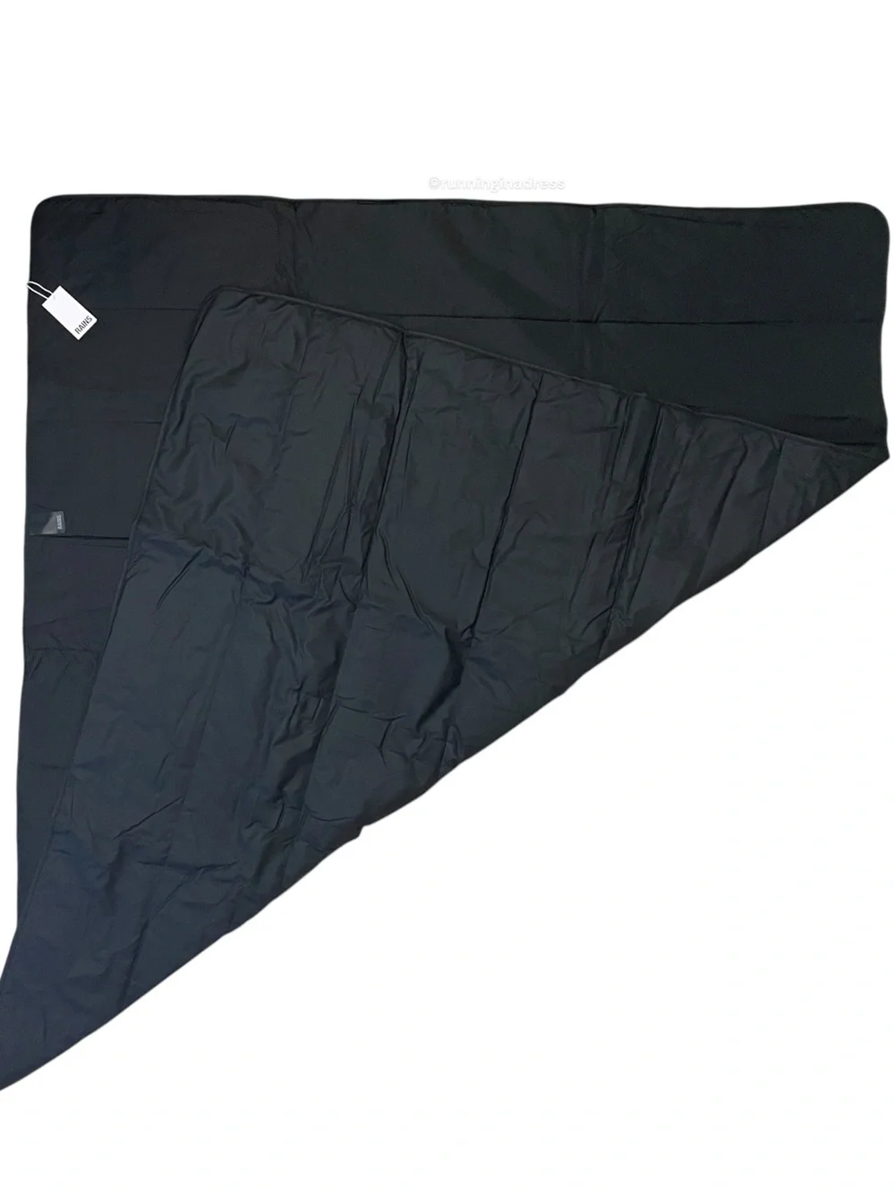 NWT RAINS Waterproof Trail Blanket Black Quilted Picnic Stadium Car Camping Gear